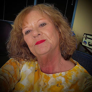 Meet your Posher, Paula